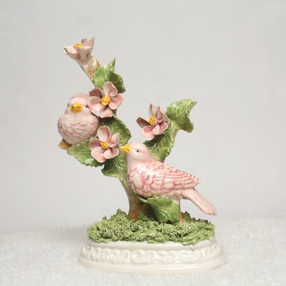 Italian Art Porcelain Bird Figurine Capodimonte Style  K-688 Italy Collectable - Picture 3 of 9
